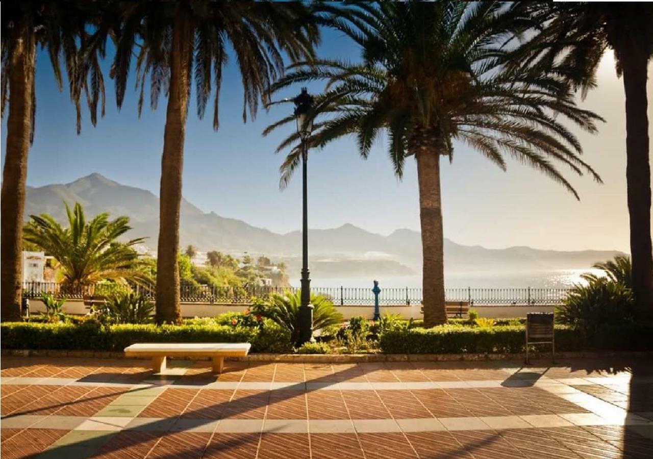 Apartamento Steffi - Centro De Nerja Eksteriør bilde